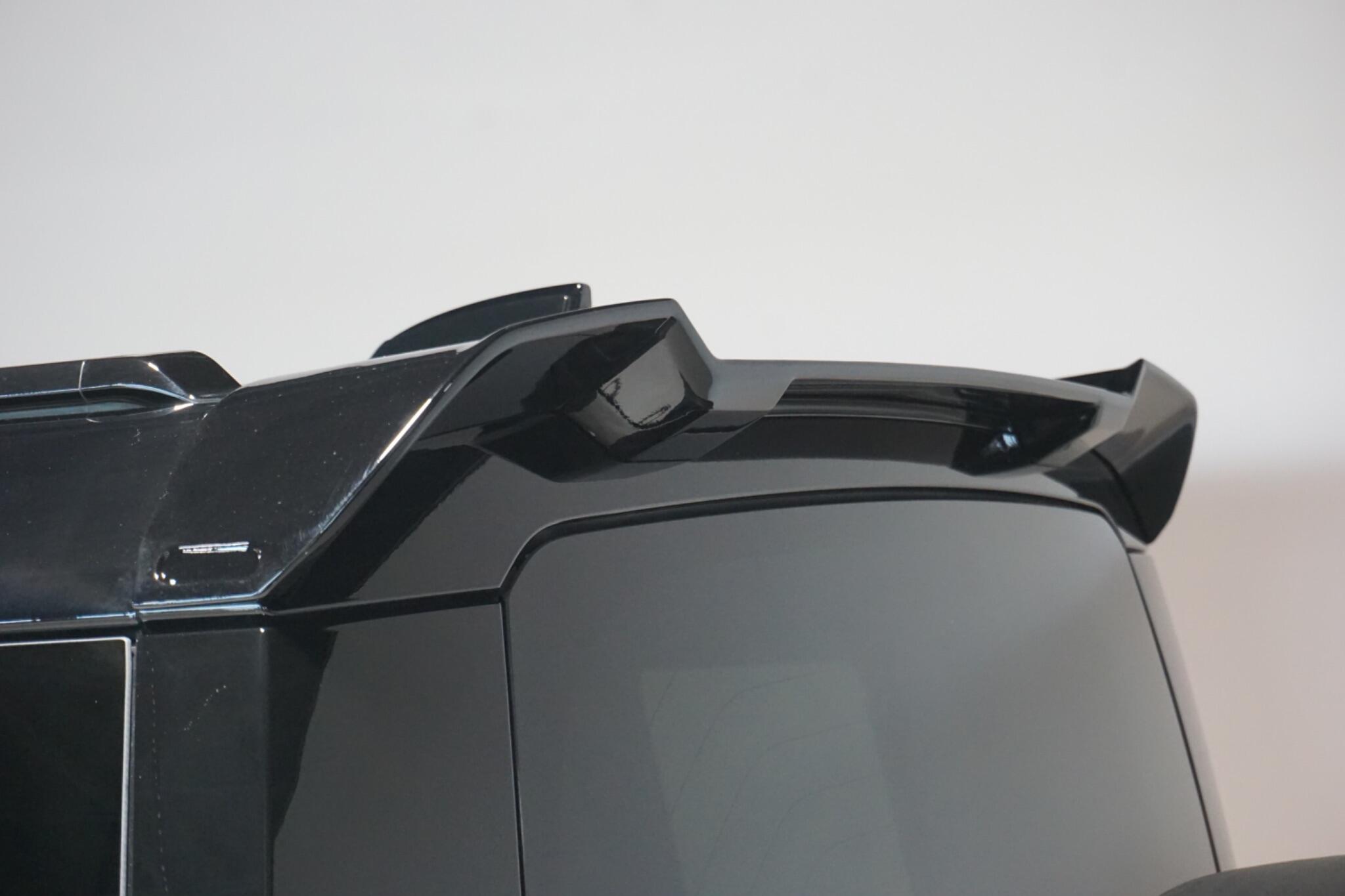 Land Rover Defender 110 2.0 P400e 15.4kWh X-Dynamic HSE SUV 5dr Petrol Plug-in Hybrid Auto 4WD Euro 6 (s/s) (404 ps)